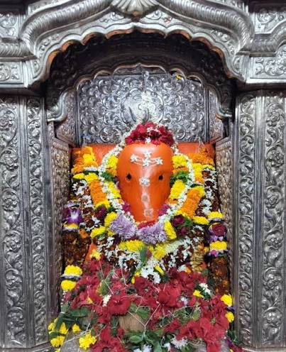  Shri Varad vinayak Ashtavinayak Ganpati Temple ,Mahad  exterior view